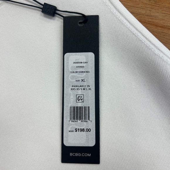 BCBGMXAZRIA BODYSUIT GARDENIA 2BX6S08-GAR NWT - Picture 2 of 4